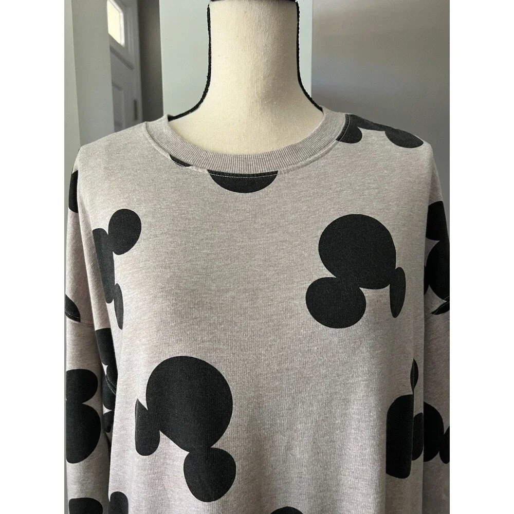 H&M Disney Mickie Sweatshirt Grey/Black Size M